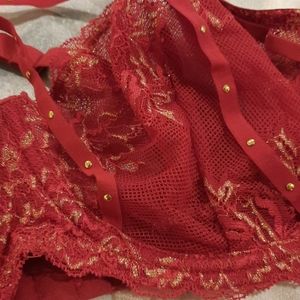 Adore me 36DDD NWT red lace and strappy bra